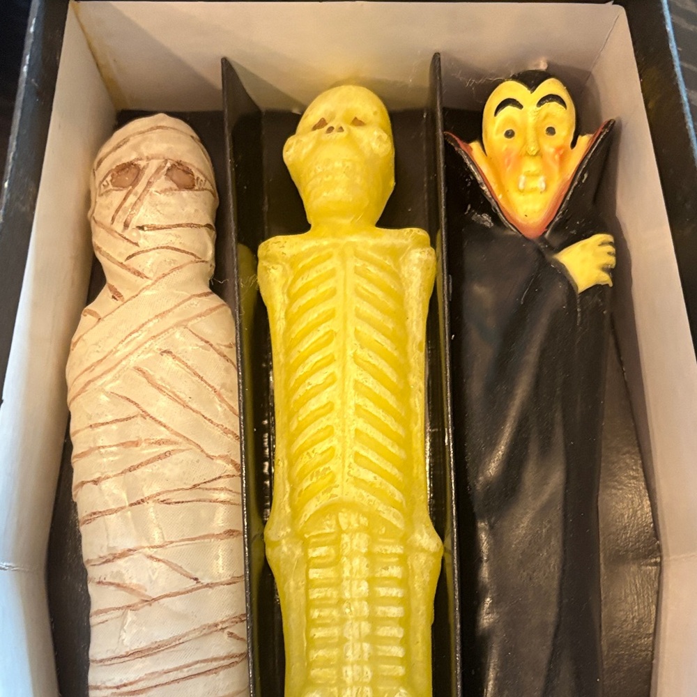 Restoration Hardware Ghoulish Spooky-Creepy Tapers Set of Six - Picture 5 of 8